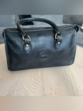 Dooney & Bourke Vintage 80’s Gladstone Black Pebbled Leather Satchel Handbag